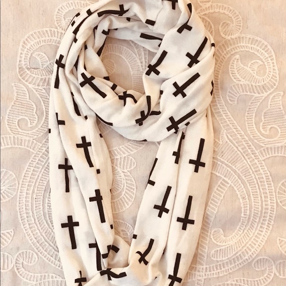 Infinity Scarf - Picture 3 of 5